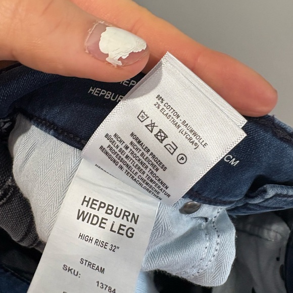 LIKE NEW- DL1961-Hepburn Wide-leg High-rise Jeans In Stream - Picture 13 of 13